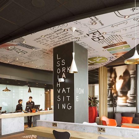 Ibis London Excel-Docklands Hotel Bagian luar foto