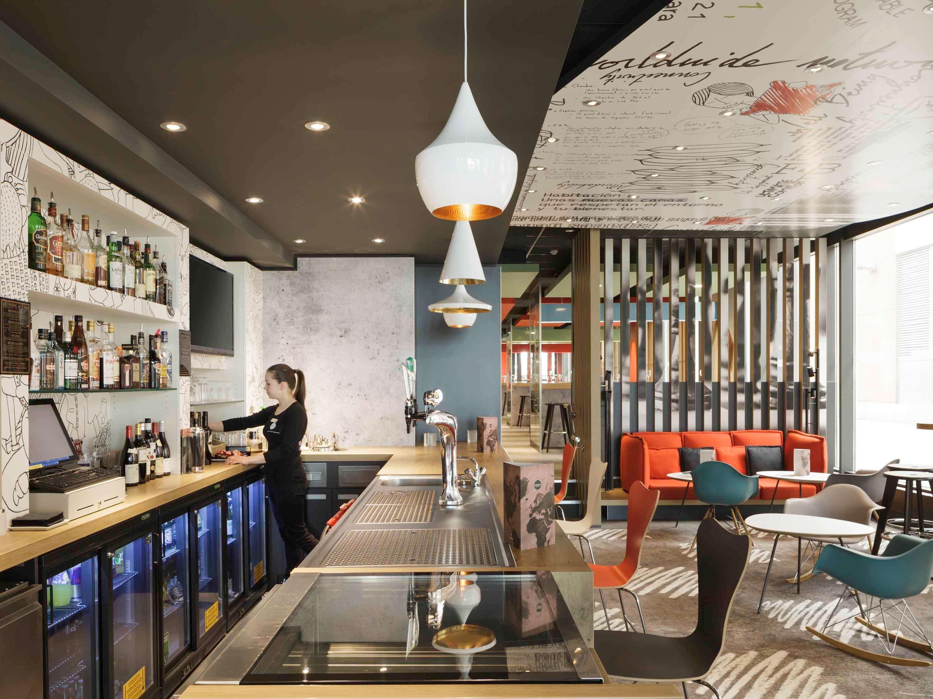 Ibis London Excel-Docklands Hotel Bagian luar foto