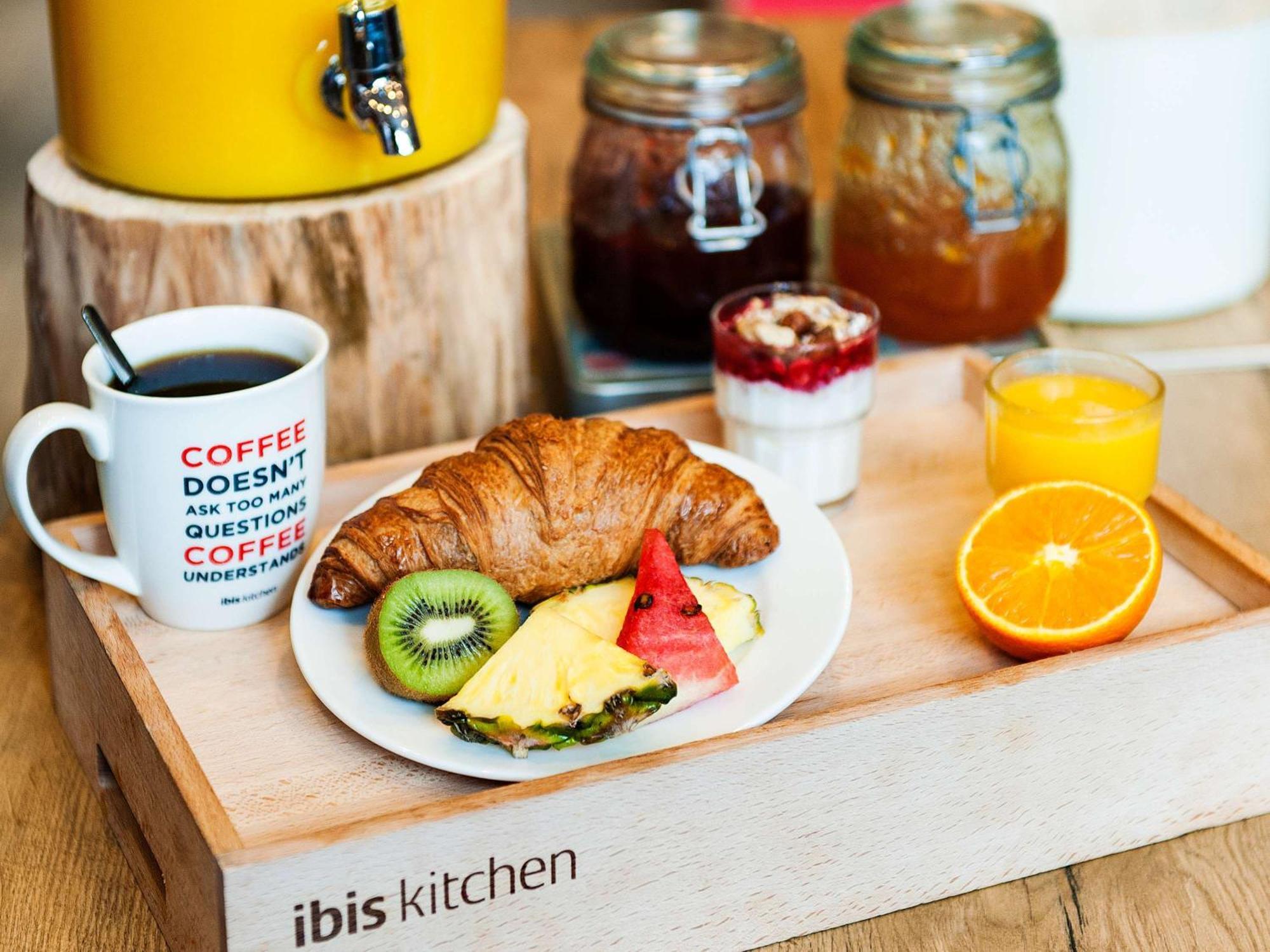 Ibis London Excel-Docklands Hotel Bagian luar foto