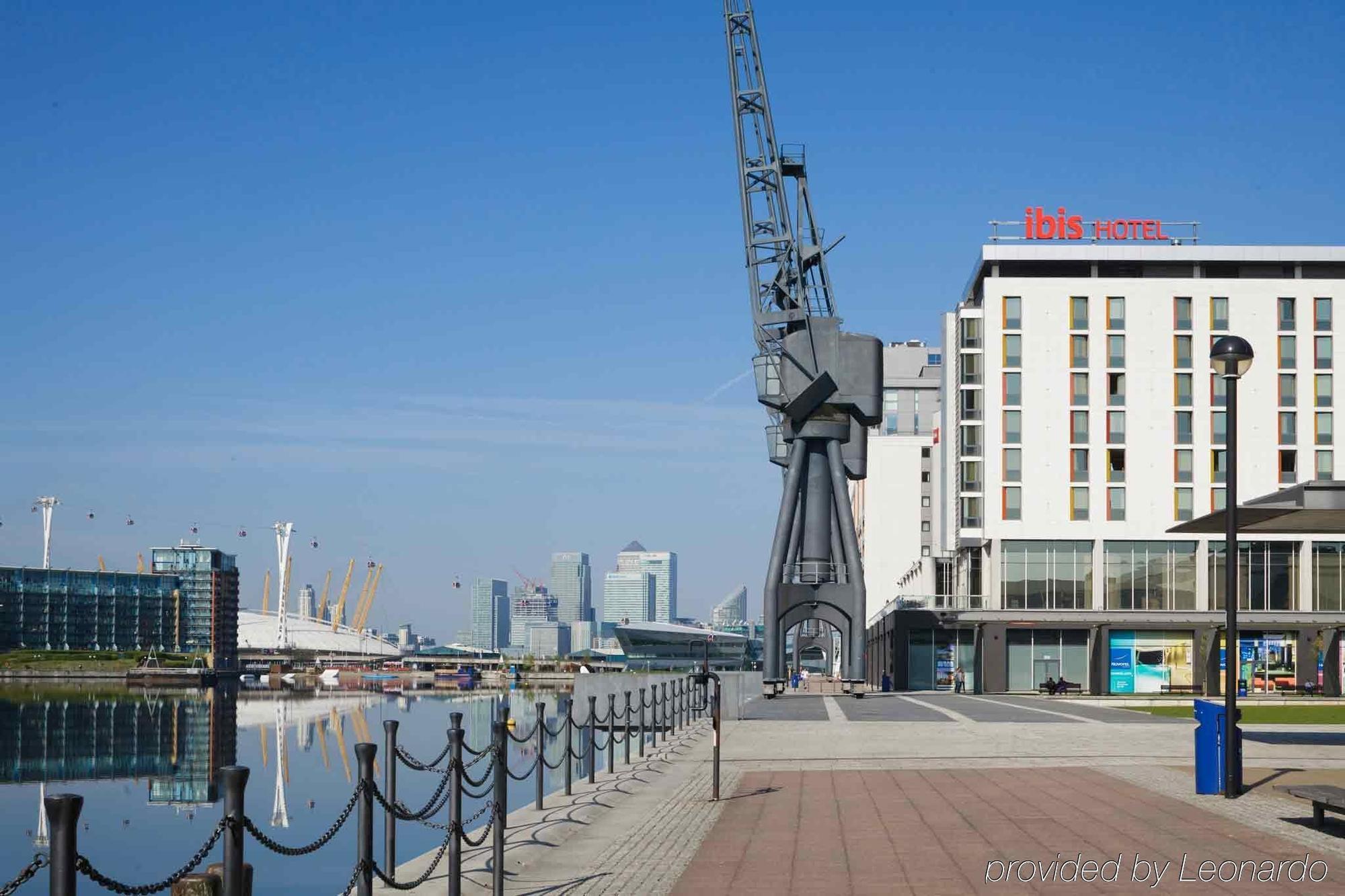 Ibis London Excel-Docklands Hotel Bagian luar foto